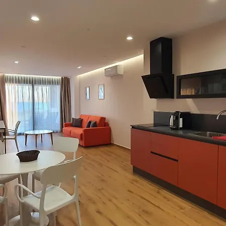 Apartment Lookout 2 *