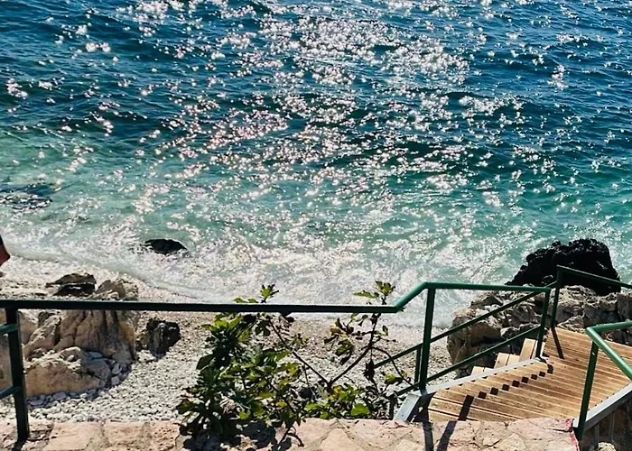 Apartman Lookout 2 *